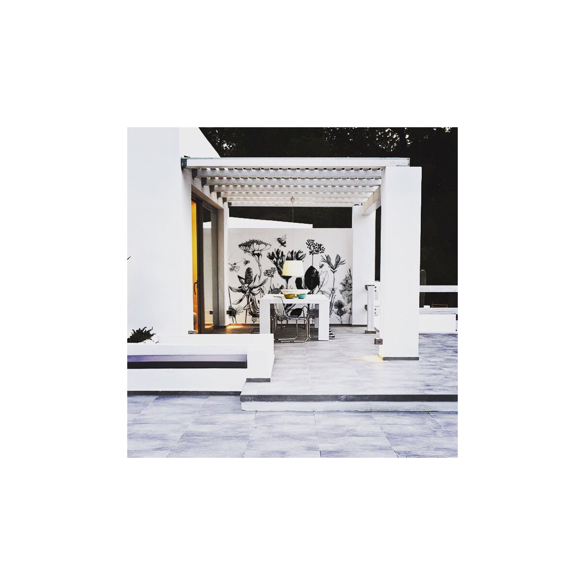 Fleurs des Champs outdoor décor - UV-resistant